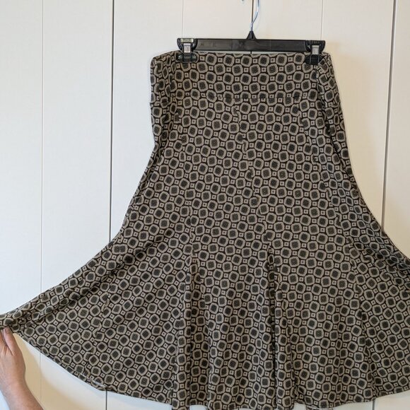 Michael by Michael Kors Retro Geometric Print Halter Top & A-Line Skirt Set - Picture 4 of 5